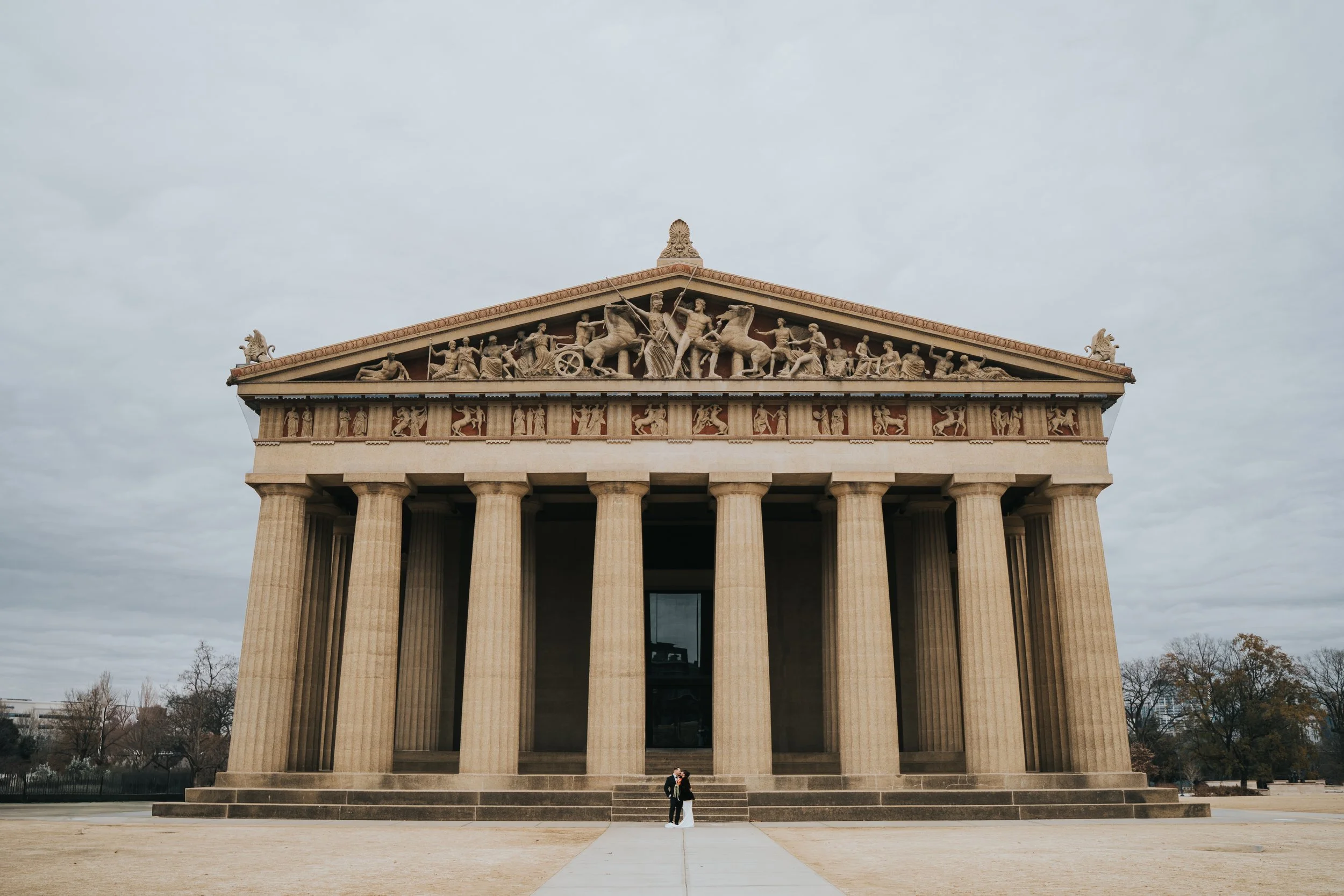 How to Create a Wedding Timeline: Tips From A Tennessee Wedding Photographer