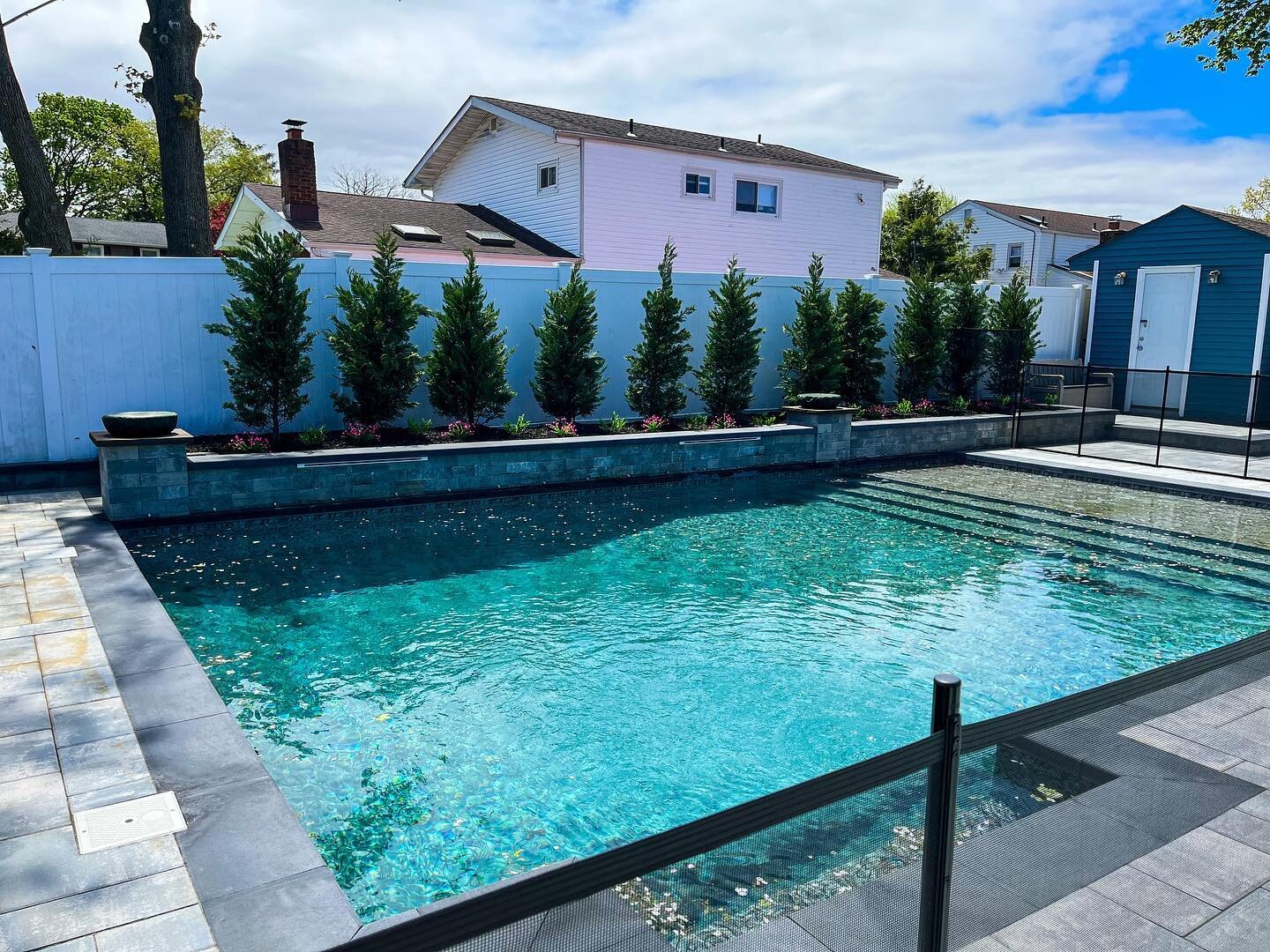 Life is better poolside. Let us get you there! 💦🌳🌞 

Get started today! 
👉🏻sweeneyspoolsvc.com
📞 631-431-0498

Pool Build- @sweeneyspoolsvc 
Masonry- @flawlessmasonryinc 
Pool Equipment-@the_hayward_nation 
Pool Liner- @looplocpoolproducts 

#l