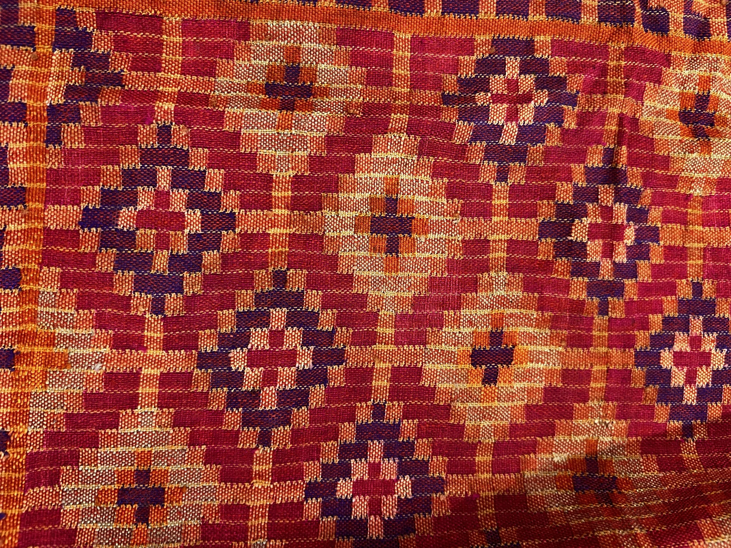 The Philippines.“Pis Syabit (Silk Headscarf),” Zamboanga Islands. Called people of the current. This item is used by a warrior. One can identify the leader/warrior by the type of headscarf worn. “Pis Syabit (Silk headscarf),” Mapping Philippine Mater