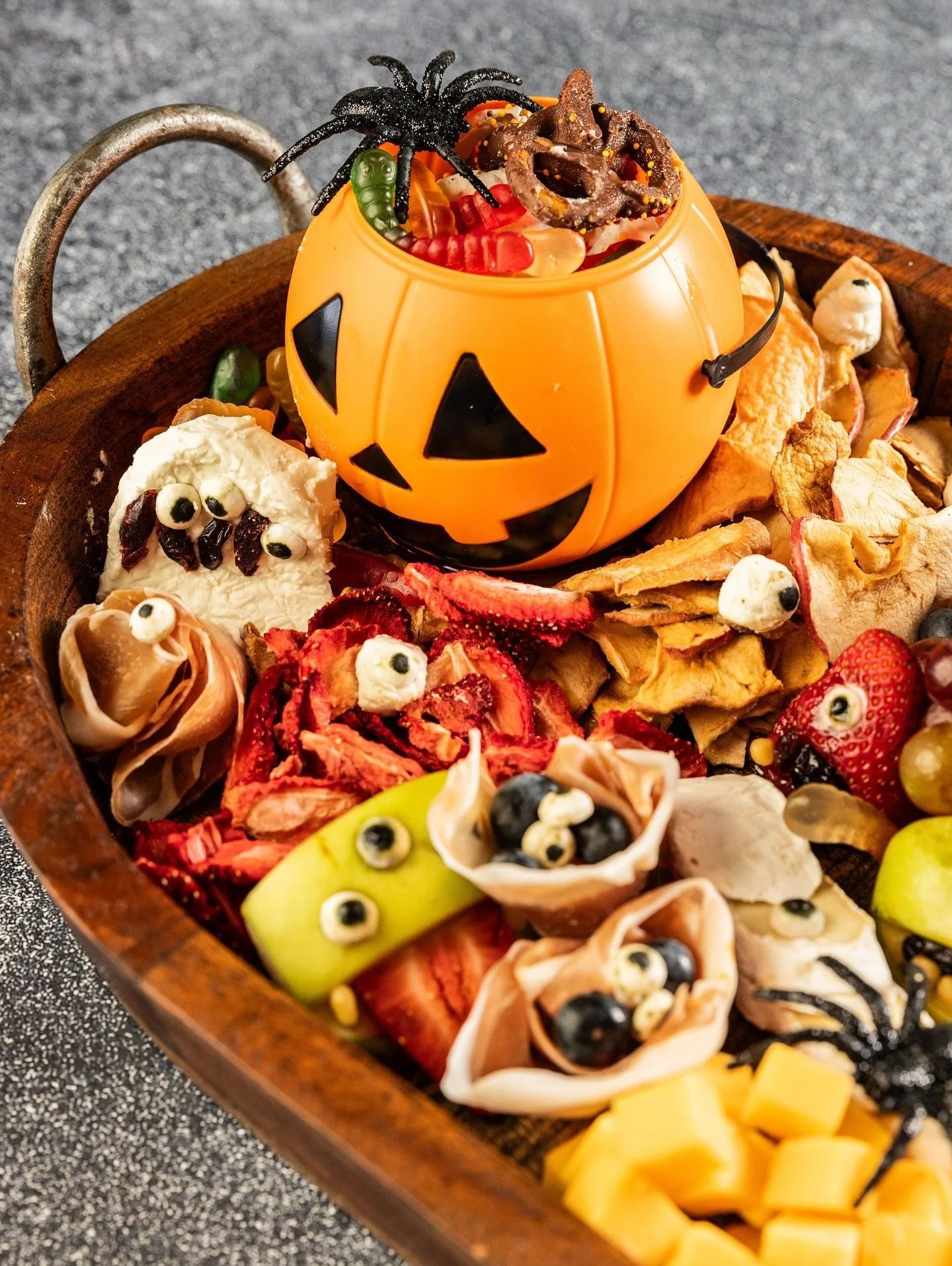 Our boo-cuterie boards are back! 👻🎃 Perfect for Halloween parties, spooky movie nights, or any eerie-delicious gathering.

&bull; Small (serves 6&ndash;12) | $95
&bull; Large (serves 10&ndash;20) | $125

📞 Place your order by calling 214-891-1700 