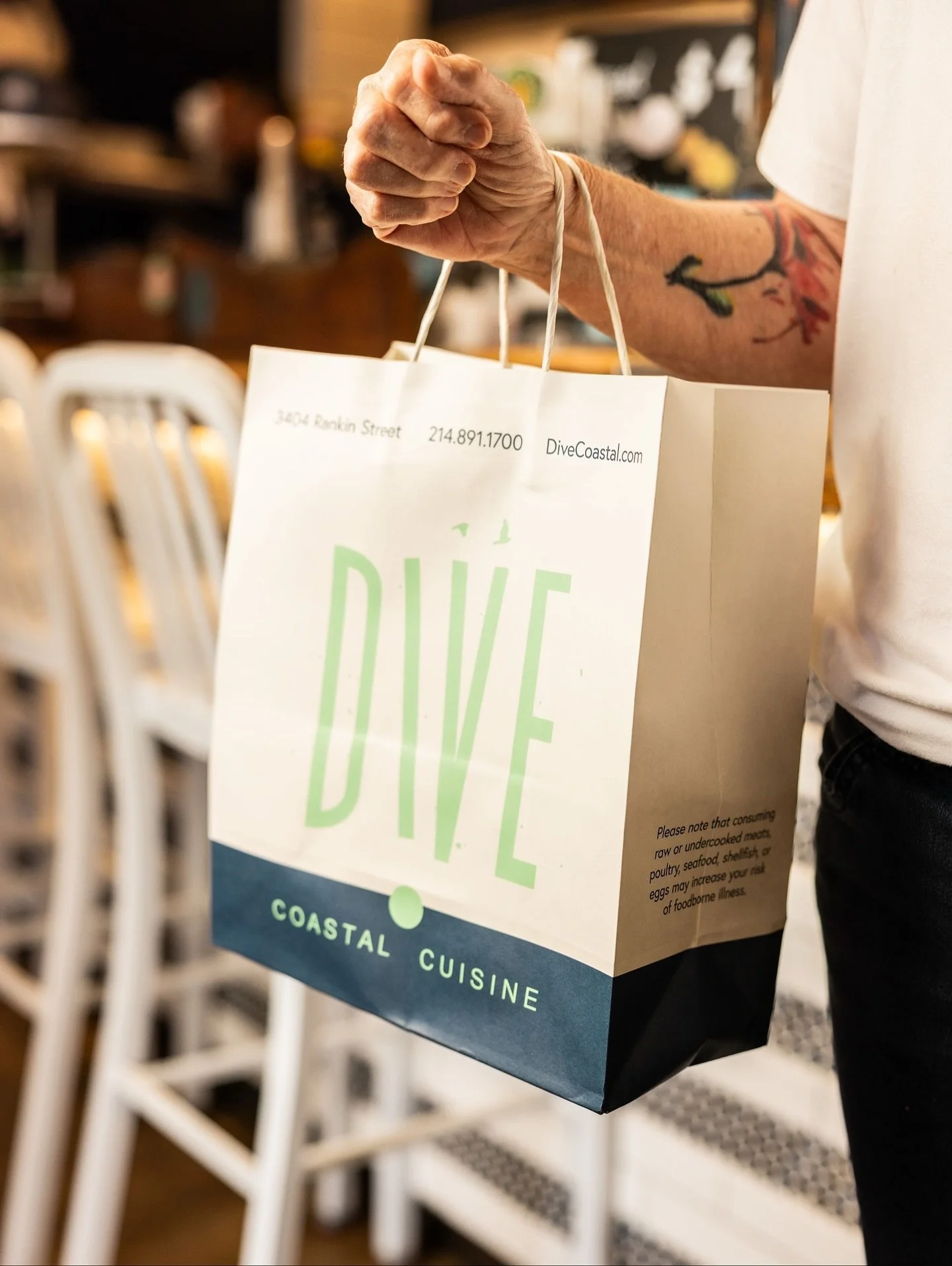 Fresh, coastal flavor made easy 🌿🐟
Take Dive to-go and enjoy anywhere!