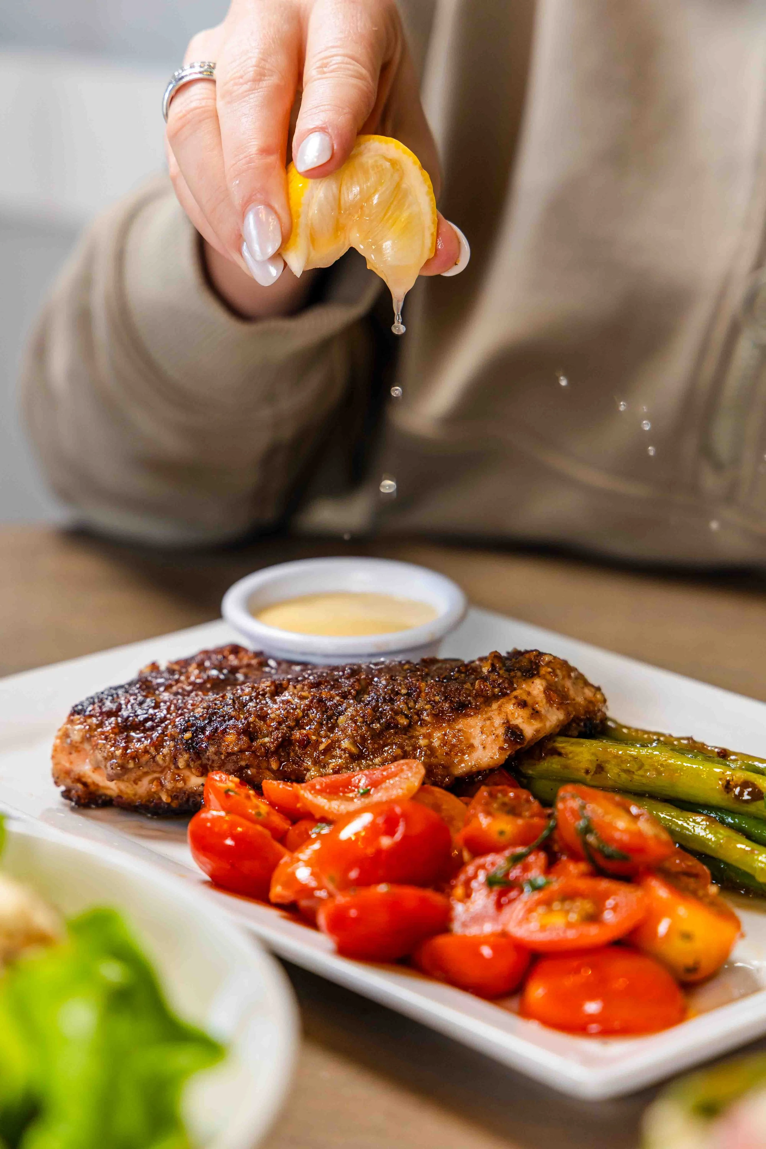 Pecan-Crusted Market Plate Salmon&nbsp;