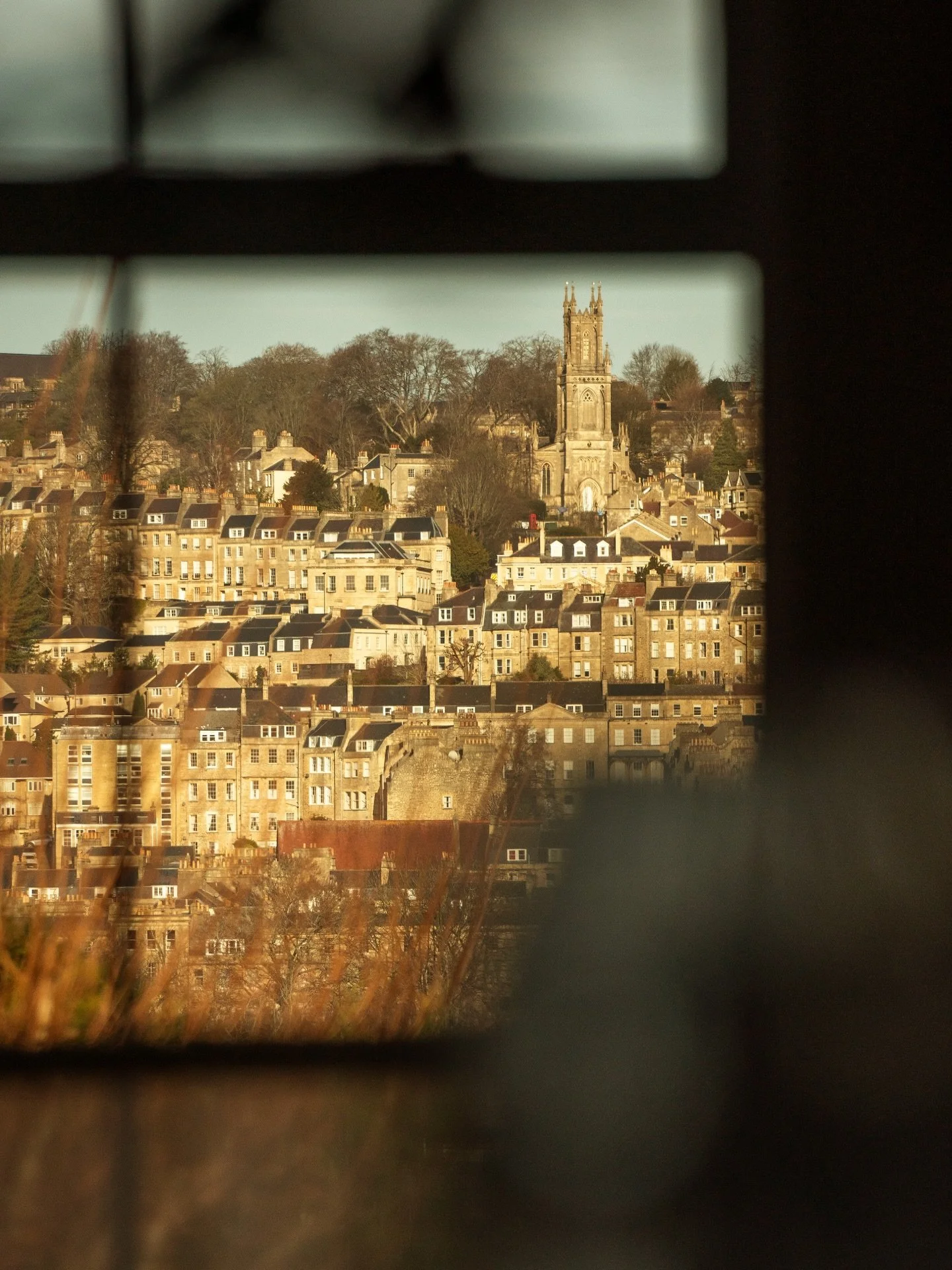 Imagine finishing your coffee with this backdrop. Our favorite corner of the guesthouse, bathed in that perfect afternoon sun ☕️

#bathengland #guesthouse #placestovisit #afternoonsun #coffeebreak