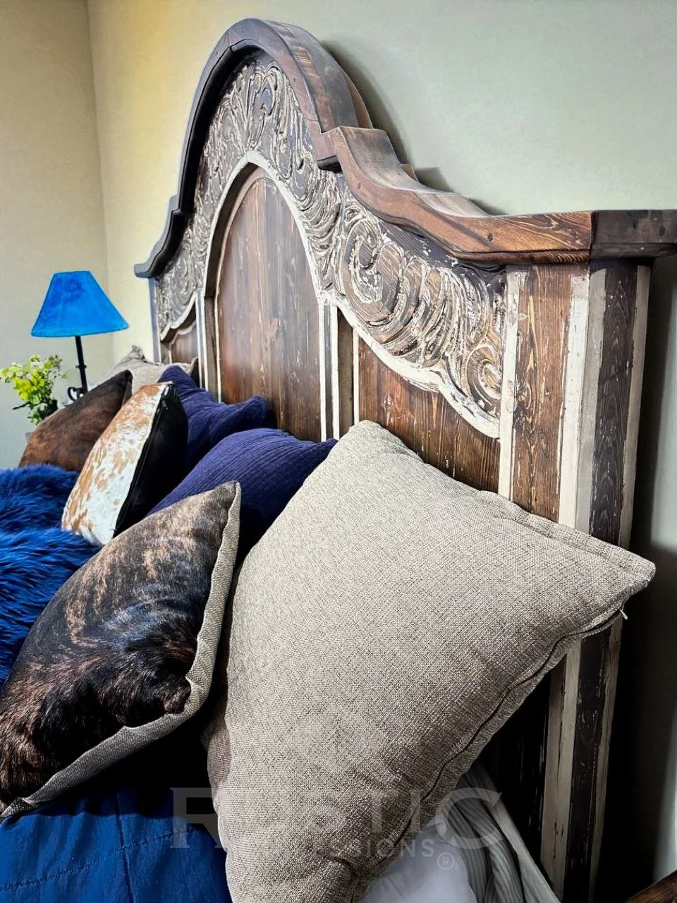 Regency Bed (3).jpg