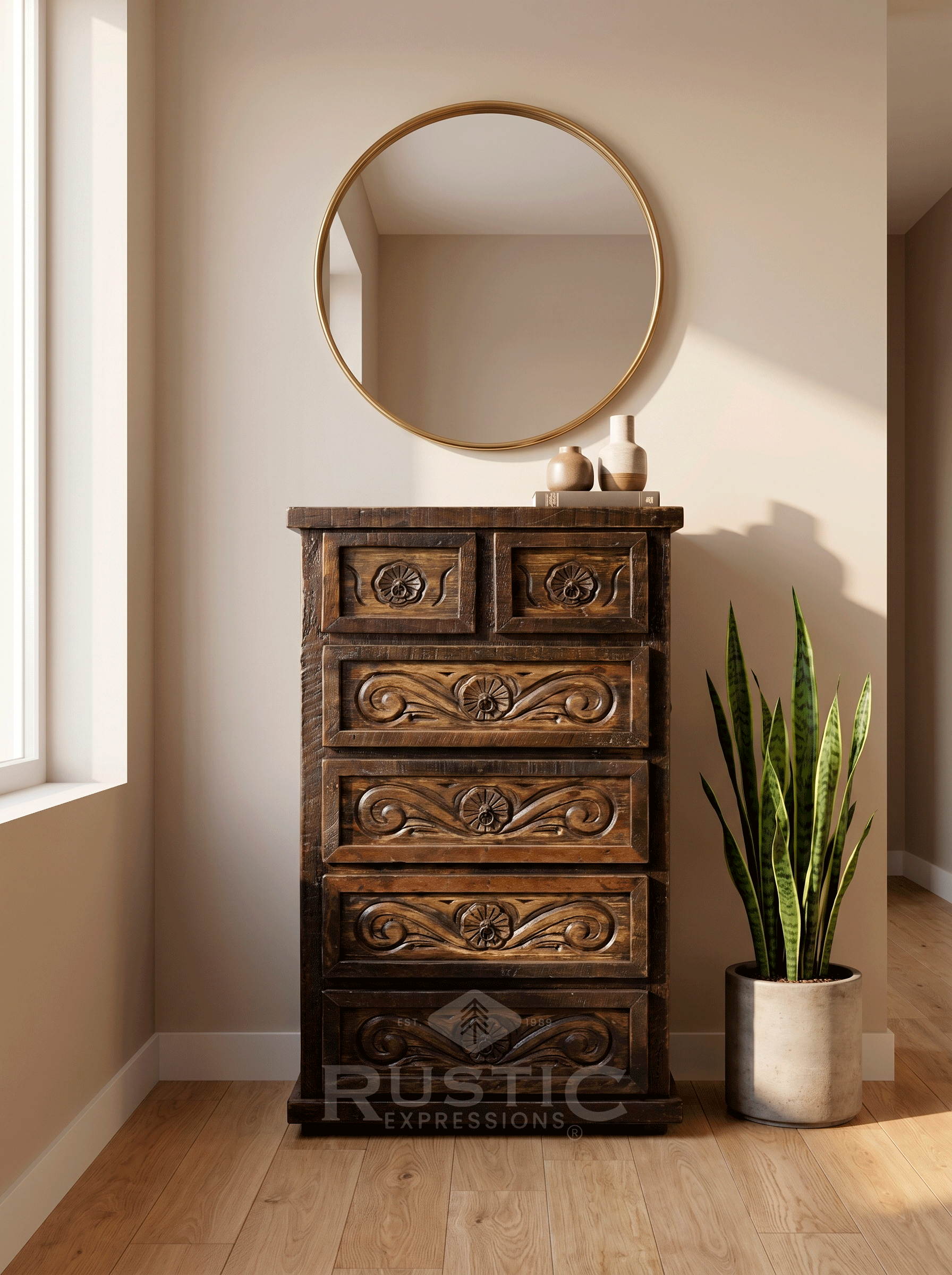 Old Fashion Grecia Chest of Drawer
