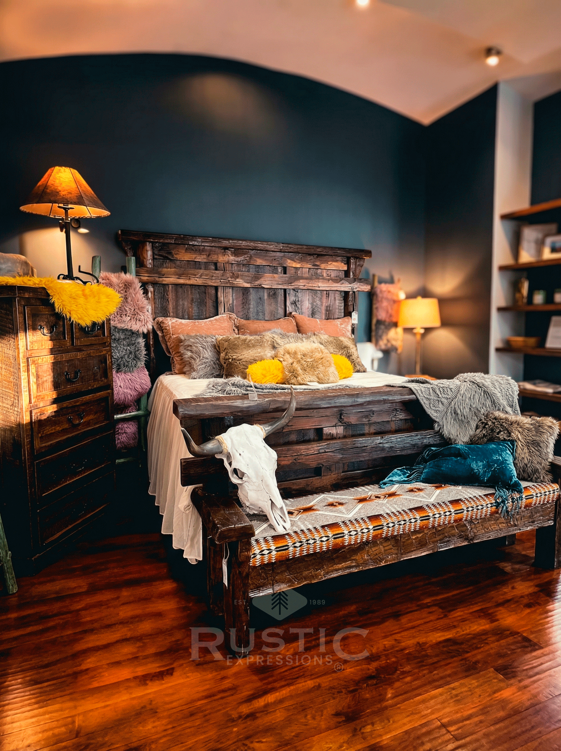 Old Fashion Bed (5).gif