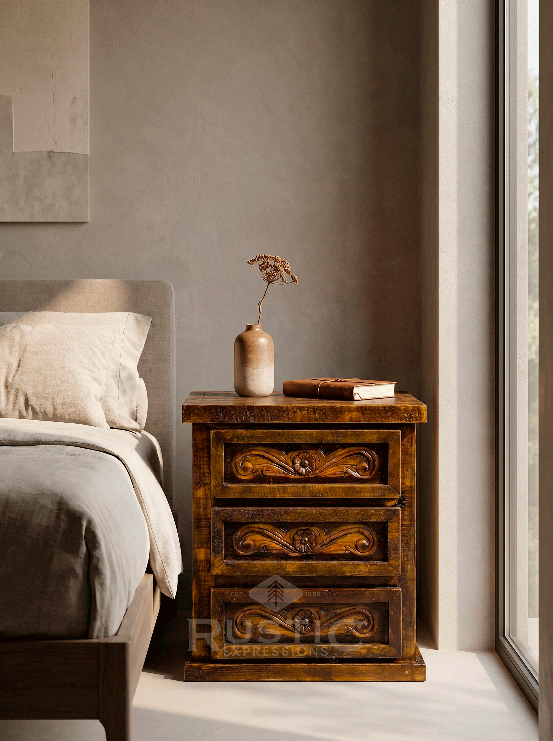 Old Fashion Grecia Nightstand