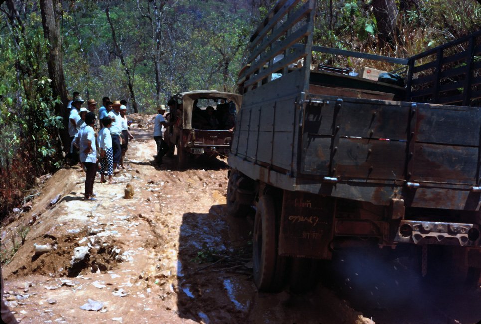 KA25 Mae Hongsorng  to Masseriang road 04 1967.jpg