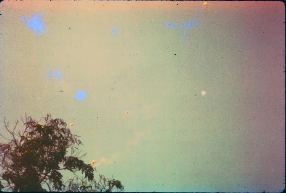 AL17 Chiang Mai Parachute Jumping 03 1965.jpg