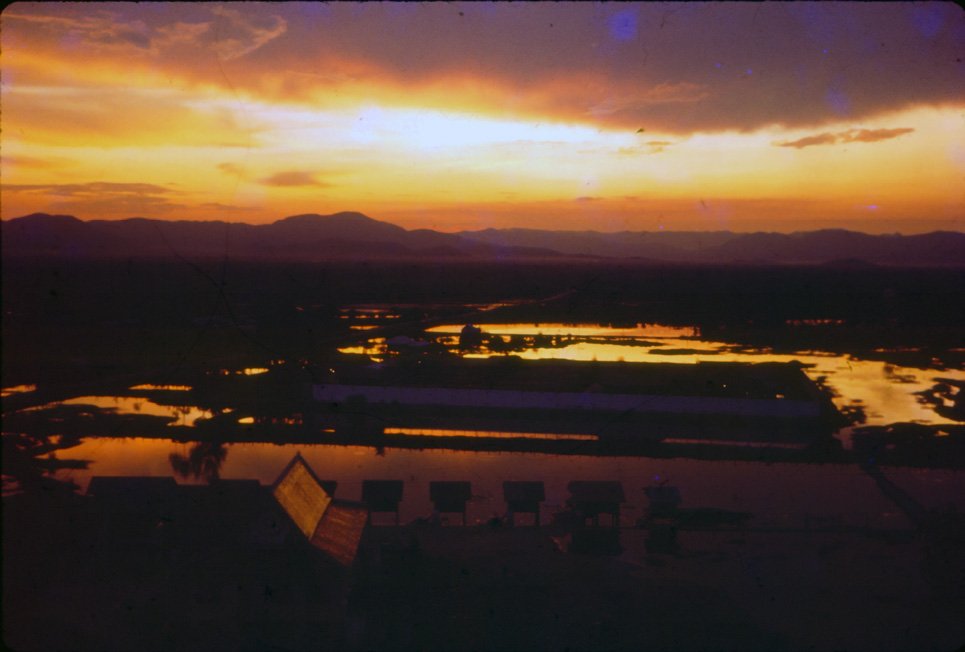 AM31 Prachuab Sunset over Burma 041965.jpg