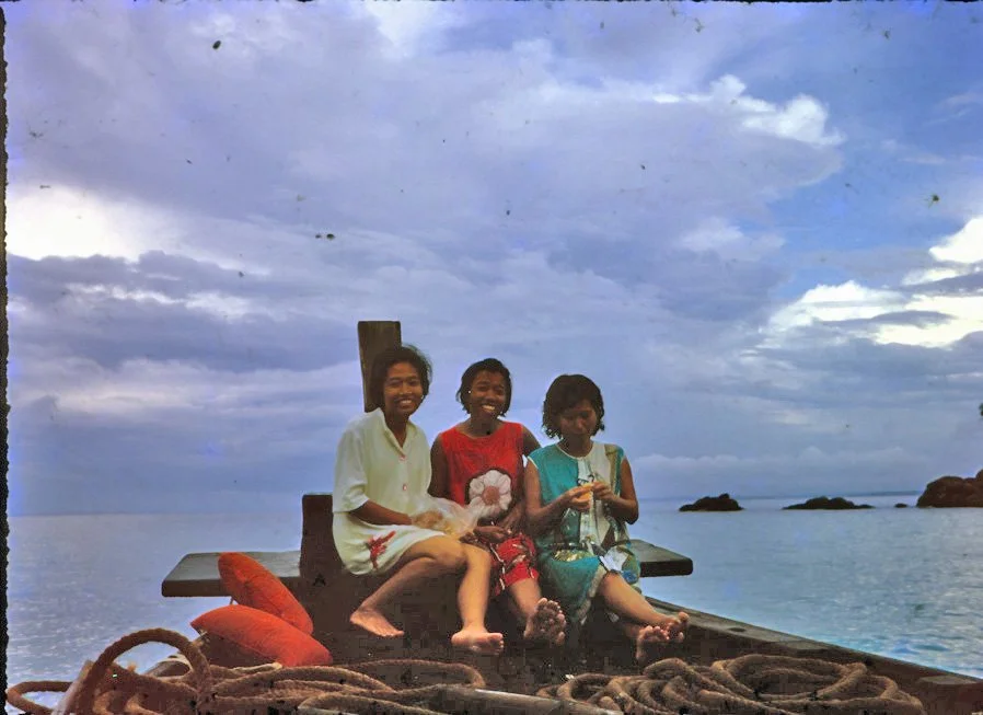 AE11 Paltaya offshore 11 1964.jpg
