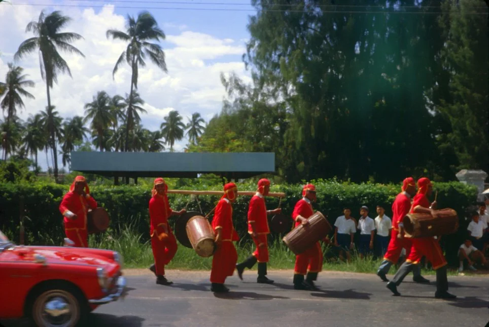 ya04 Chiang Mai Agric Procession 06 1969.jpg