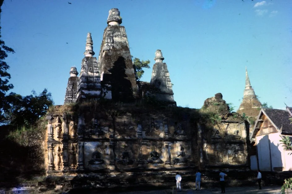 AI06 Chiang Mai Wat Chet Yort 12 1964.jpg