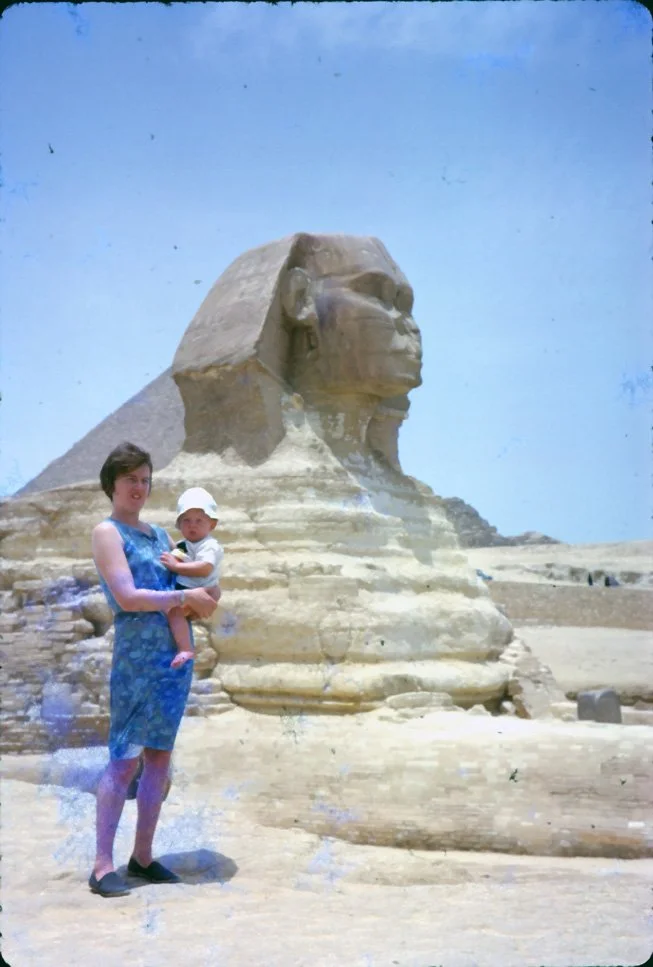 AV20 Cairo Sphynx Pat David 06 1966.jpg