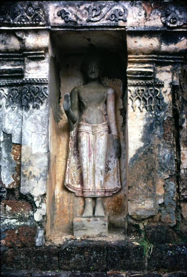 CA31 Sukothai Wat Mahathat 12 1966.jpg