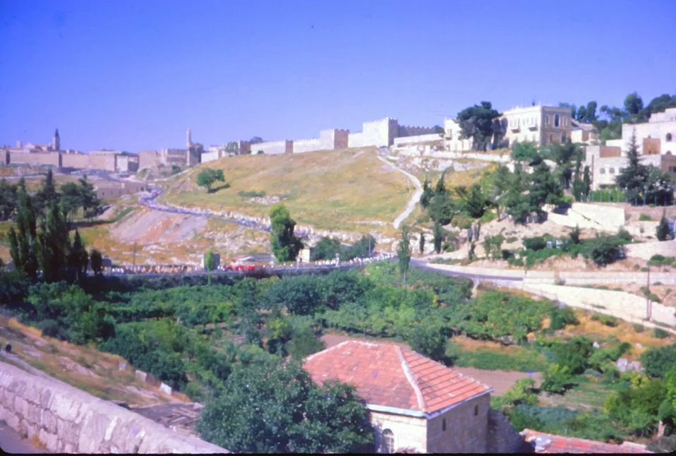 xa08 Jerusalem Road to Davids Citadell 05 1969.jpg