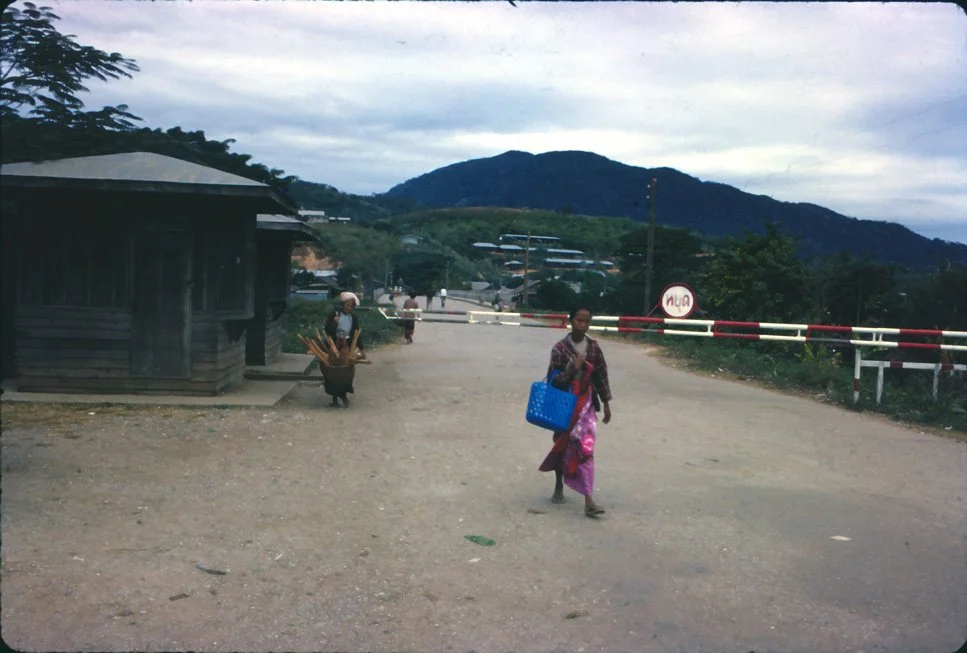 GA04 Mai Sai bridge 01 1967.jpg