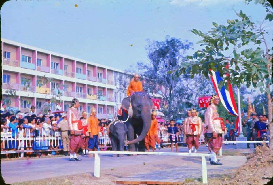 AP19 Chiang Mai Suon Dauk Presentation of white elephant 011966.jpg