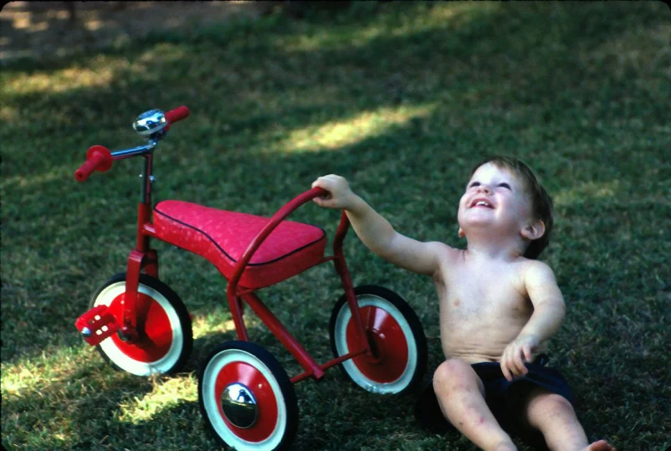 EA17 Chiang Mai Garden David Christmas Day 12 1966.jpg