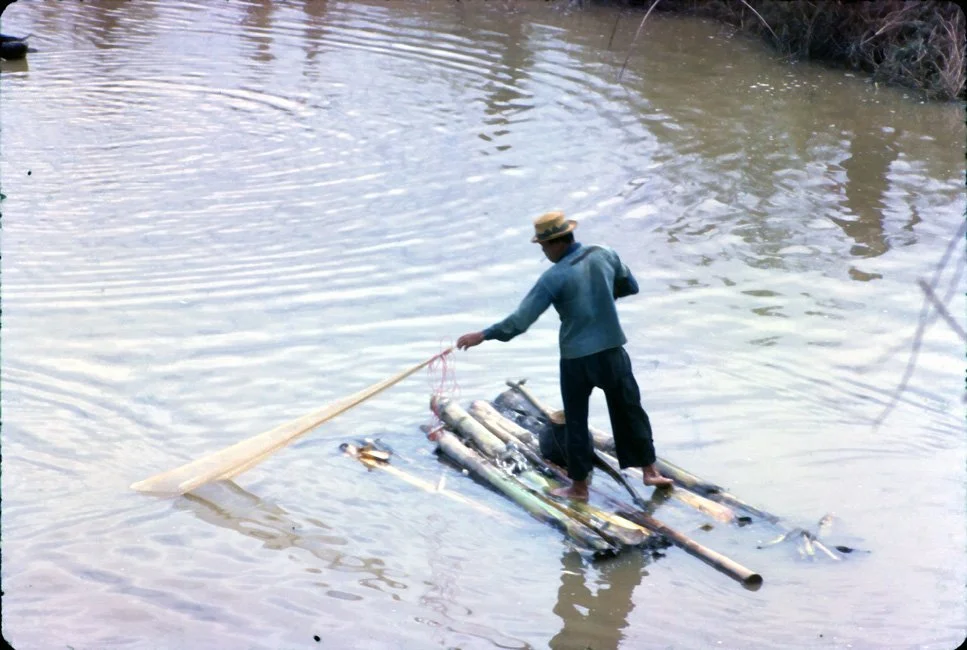 GA18 Chieng San fishing 01 1967.jpg