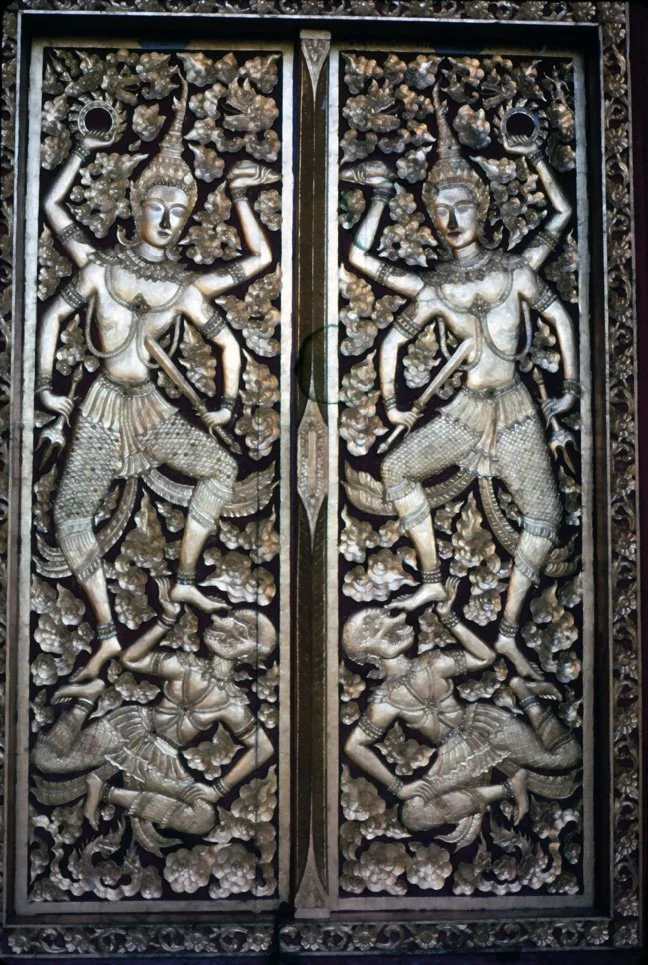 BA31 Chiang Mai Doi Sutep Wat Door 10 1966.jpg