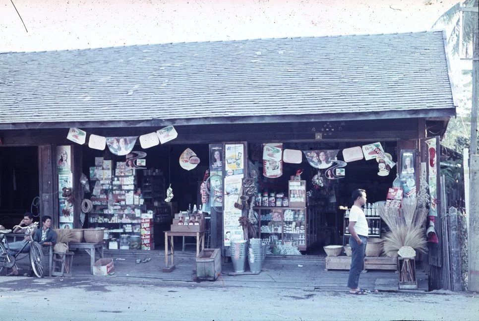 ua20 Chiang mai Shop 12 1968.jpg