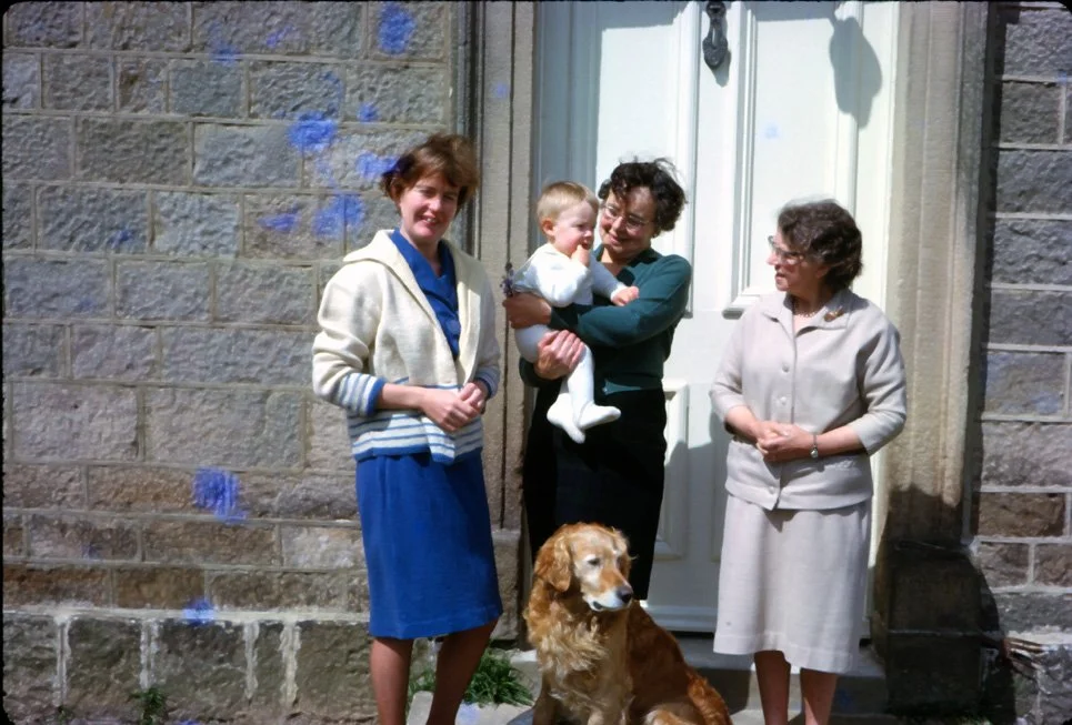 AU12 Newsham Earby Hall Group 05 1966.jpg