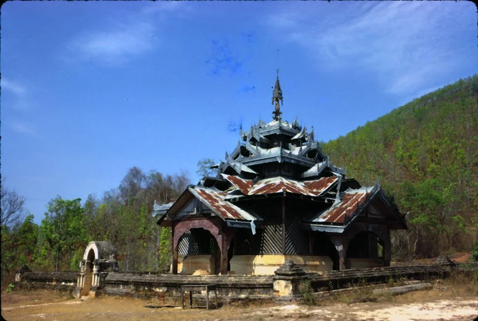 KA21 Mae Hongsorng Wat 04 1967.jpg