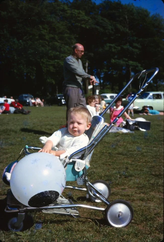 AU20 London Epsom David 05 1966.jpg