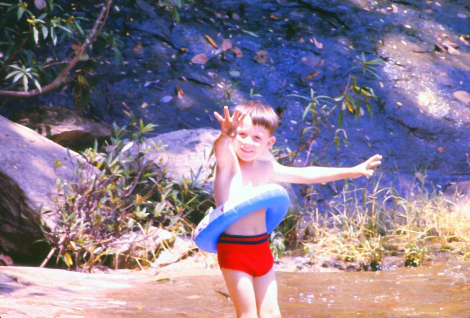ya10c Mae Klang David Bradbeer 08 1969.jpg