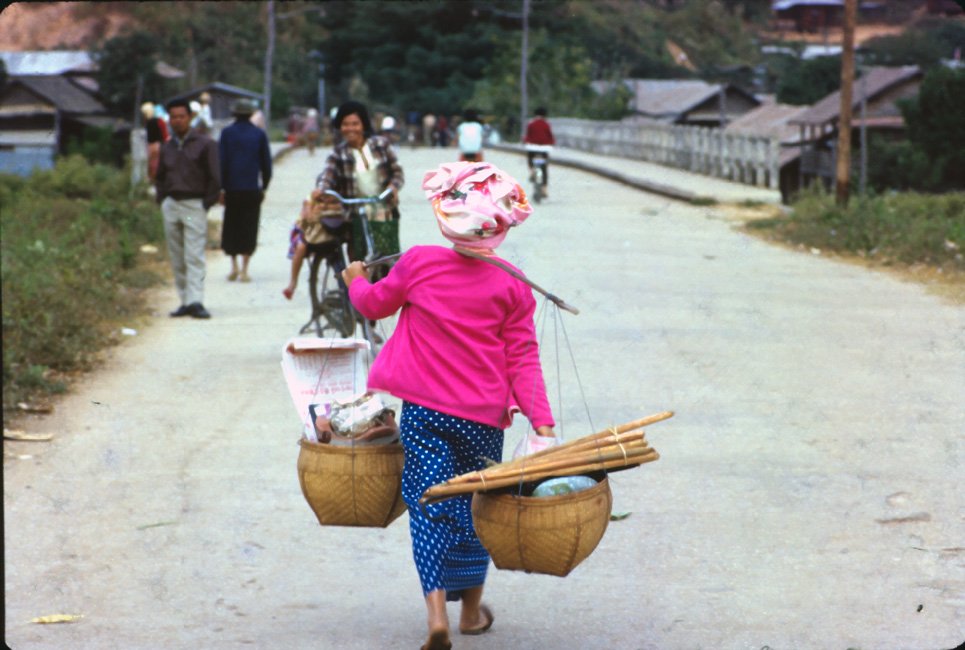 GA11 Mai Sai bridge 01 1967.jpg