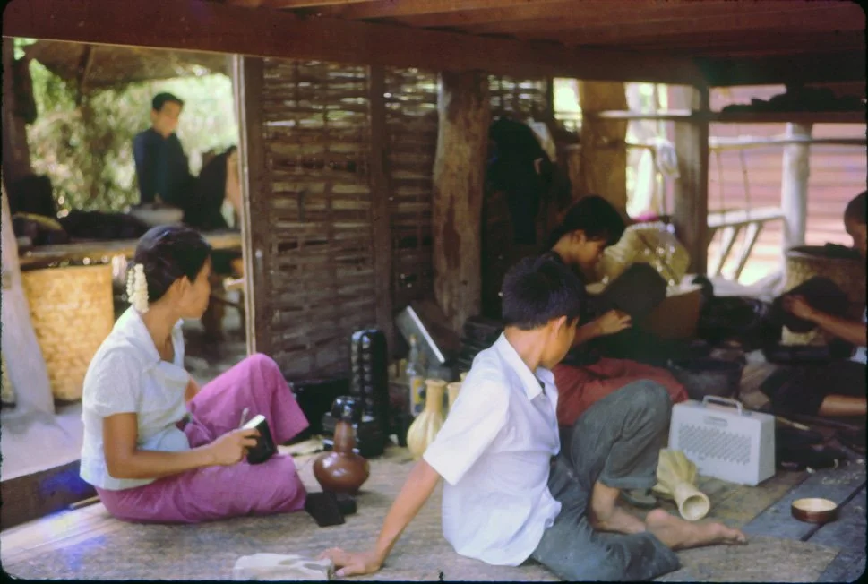 AO03 Chiang Mai Laquer Village 041965.jpg