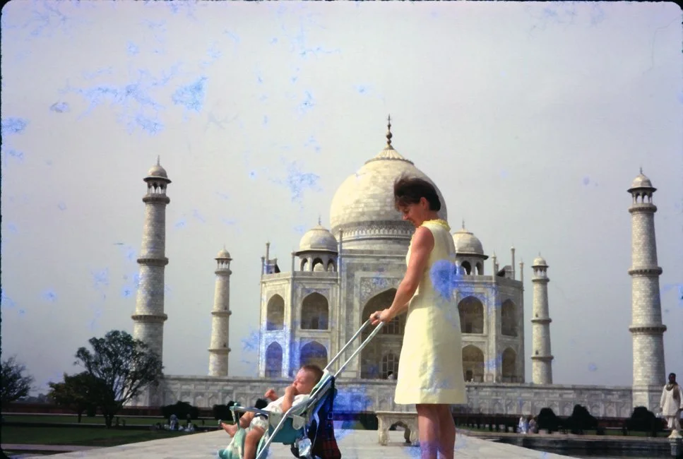 AR06 Agra Taj Mahal Pat David 04 1966.jpg