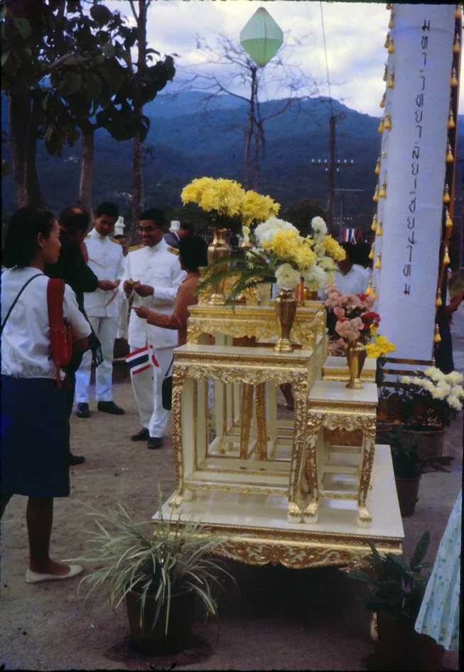 AJ32 Chiang Mai University Altar 12 1964.jpg