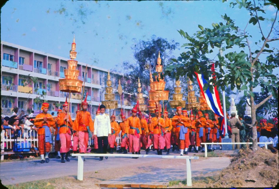 AP16 Chiang Mai Suon Dauk Presentation of white elephant 011966.jpg