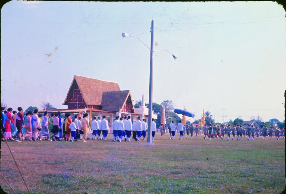 AP04 Chiang Mai Suon Dauk Presentation of white elephant 011966.jpg