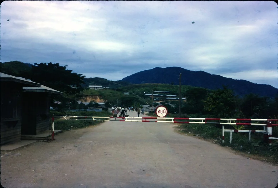 GA10 Mai Sai bridge 01 1967.jpg
