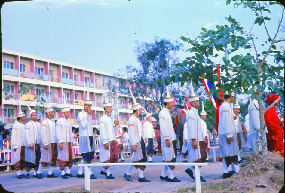 AP11 Chiang Mai Suon Dauk Presentation of white elephant 011966.jpg