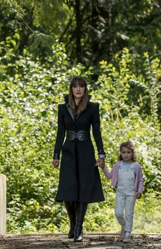 nyxly-returns-esme-supergirl-s6e19 Andrea Des Roches.jpg