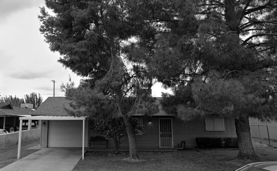 1+-+street+view+1928+N+25th+Pl.jpg