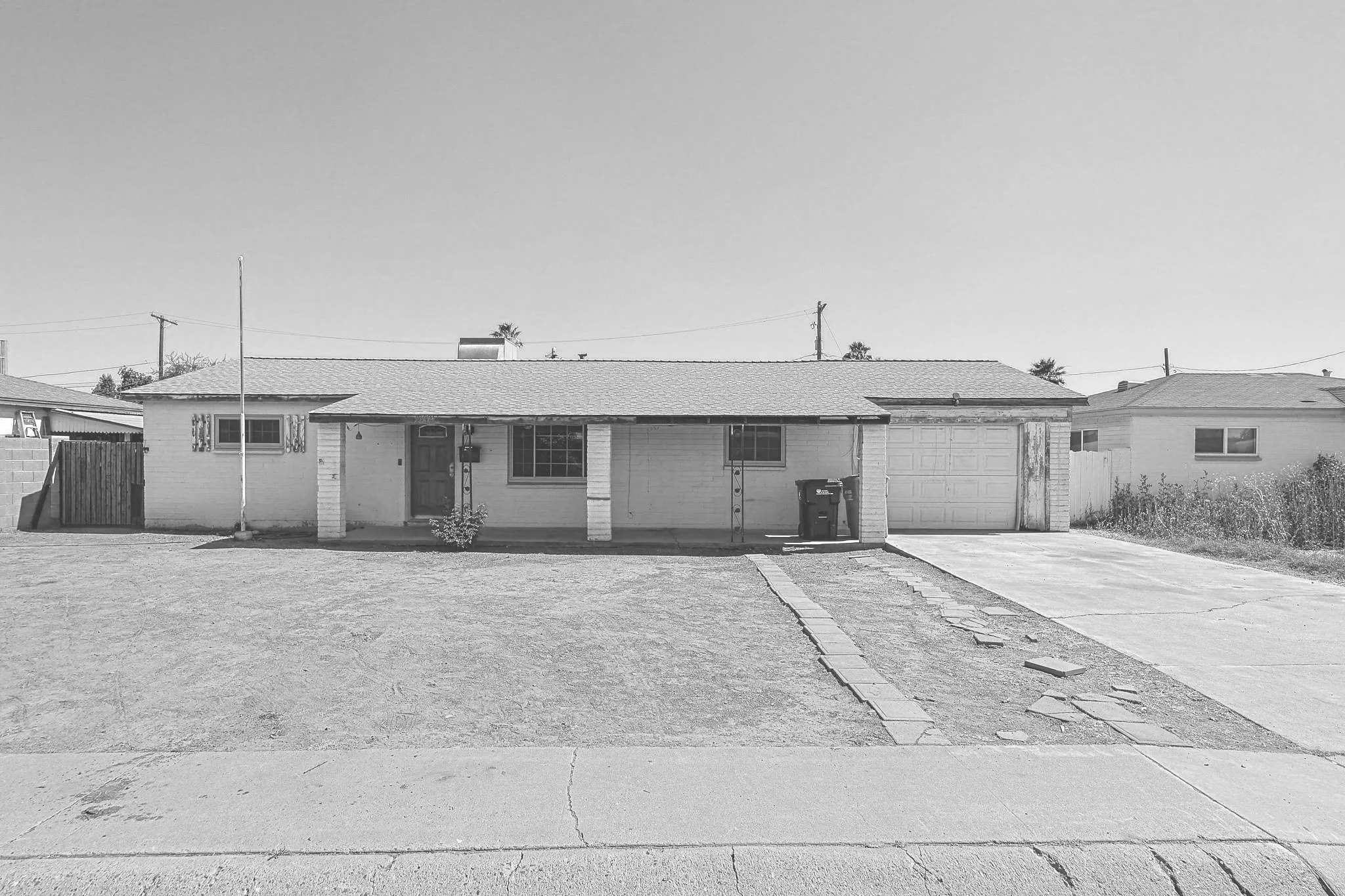 Metrocenter/GCU!! 4/1.5/G+Shop/Office!! - (SOLD)