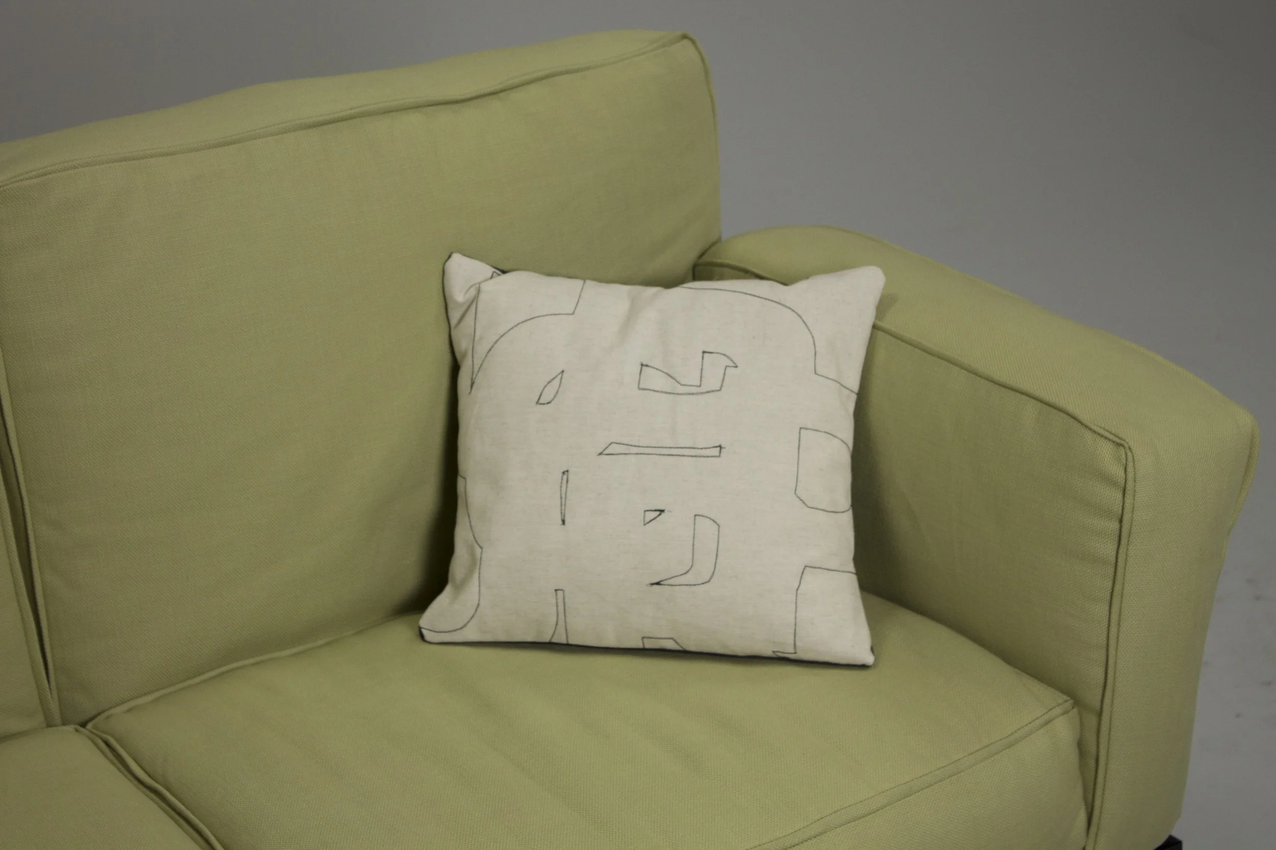 Loft-Sofa(CloseUp).jpg