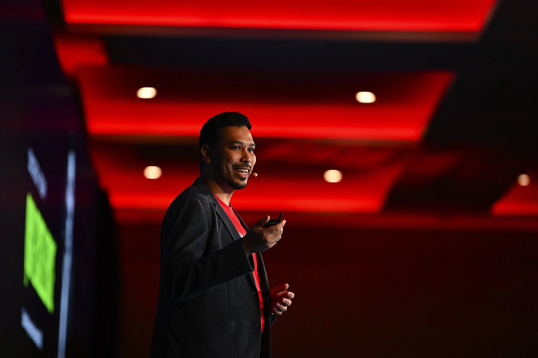 Redis Madrid Day One_0000, 02810.jpg