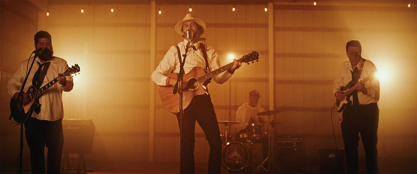 LIVE MUSIC: Ten4One Band