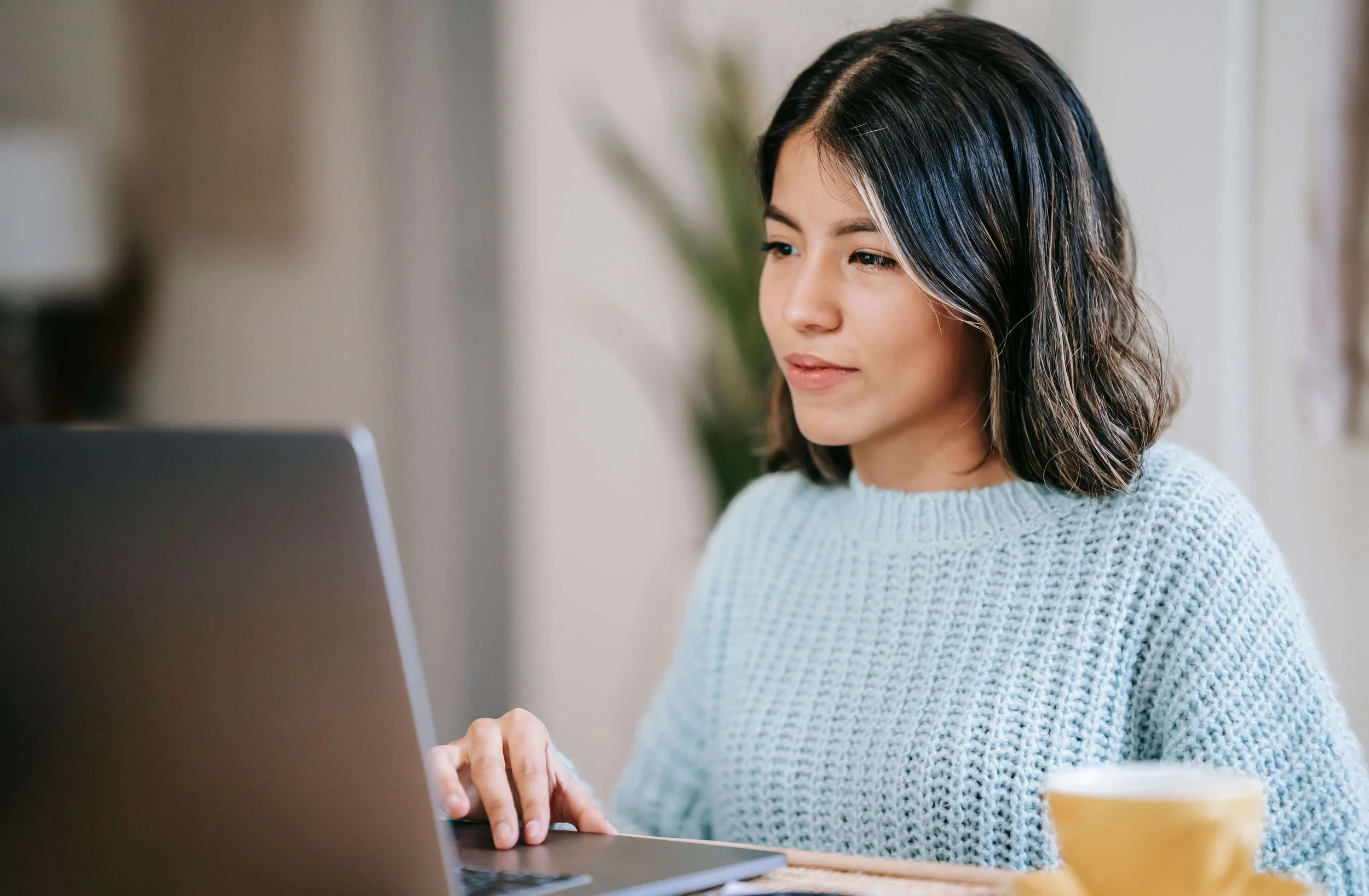 Can Online Therapy Help With Anxiety, Burnout &amp; Life Changes? Online Therapy for Young Adults in New York