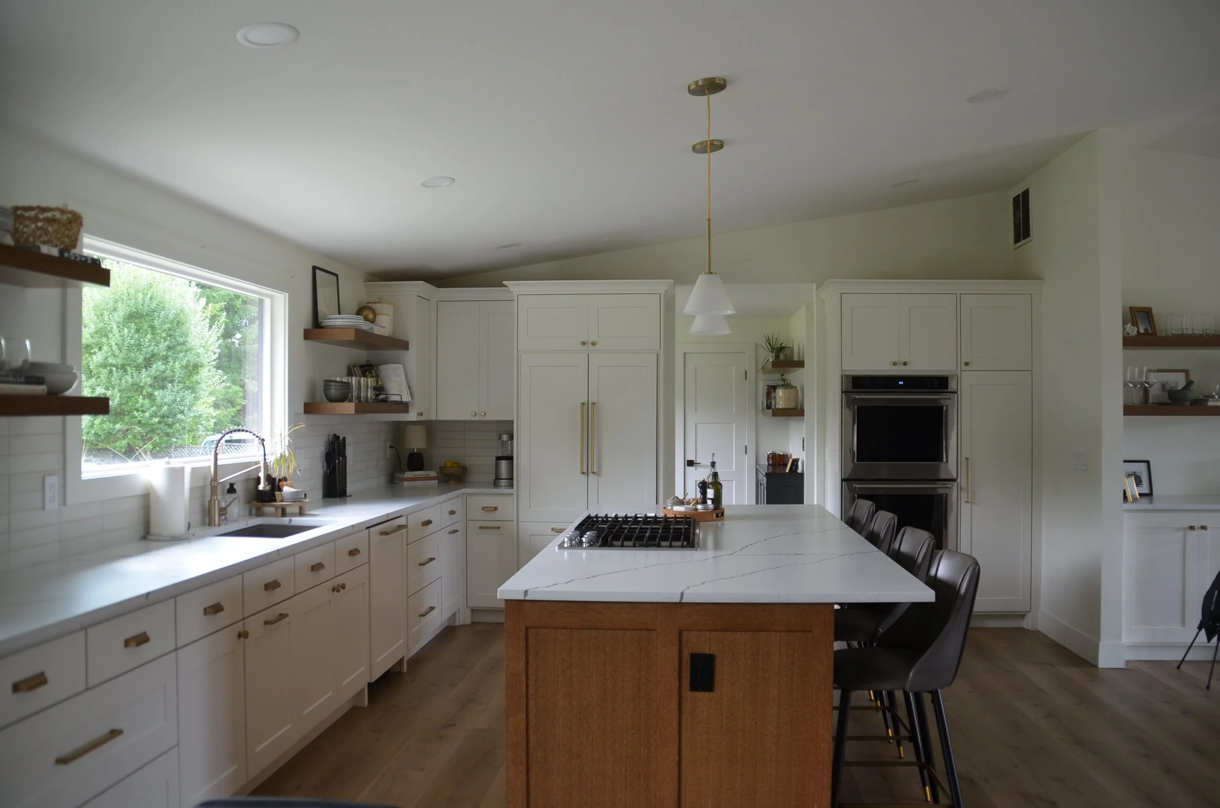 What is Transitional Style?