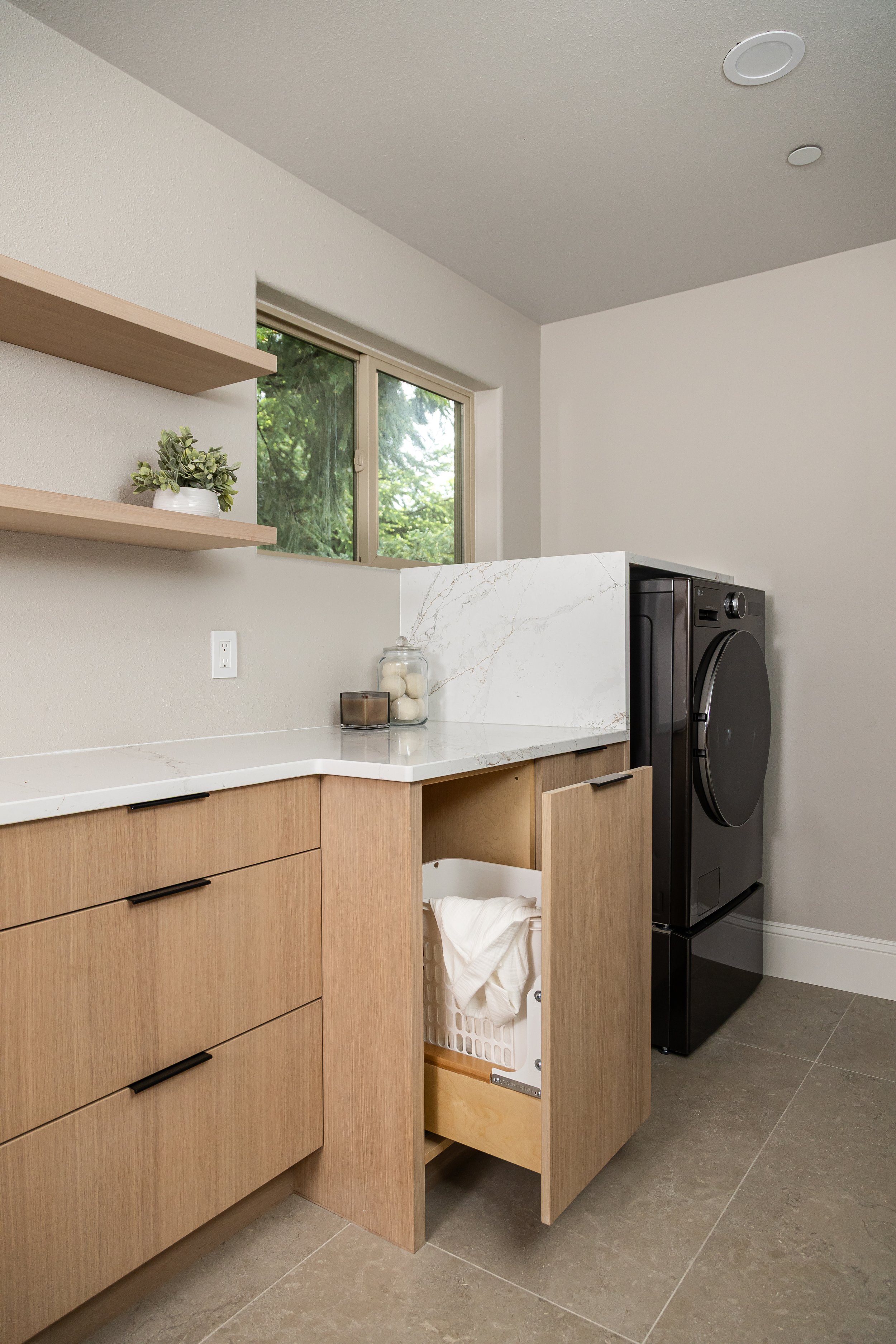 LakeWildernessHouseFairspringDesignInteriorPhotobyKristinaPearlPhotographyinMapleValley,WA-0223.jpg