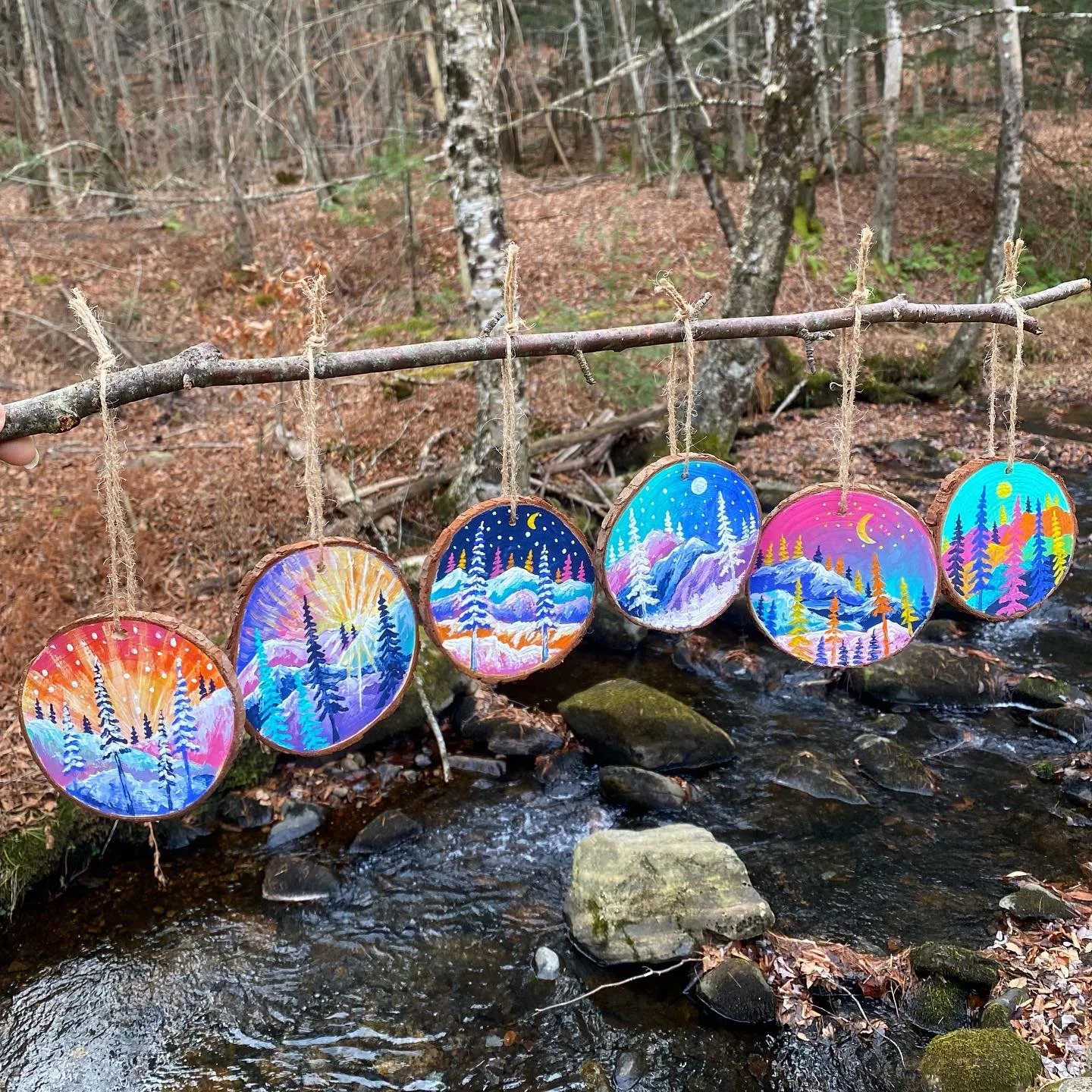 🌲 Paint Your Own Alaskan Ornament Night! 🎨