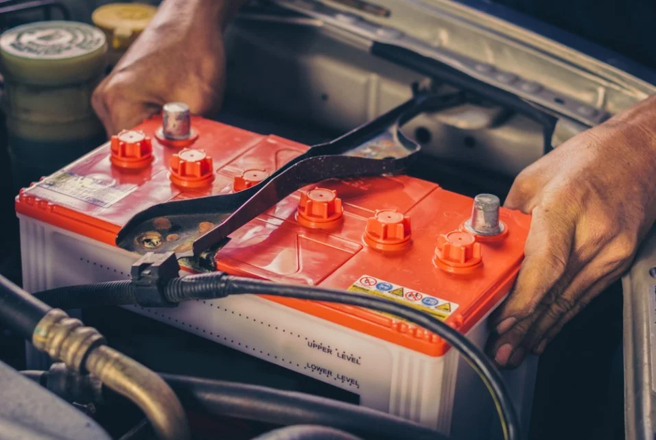 0-Car-Battery.jpg