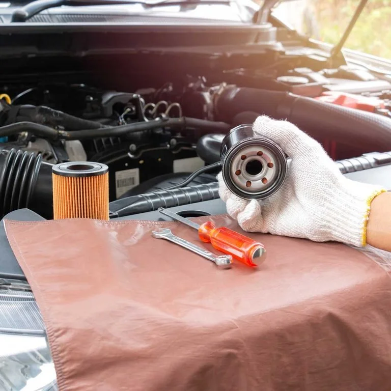 changing-oil-filter-GettyImages-1166791000.jpg